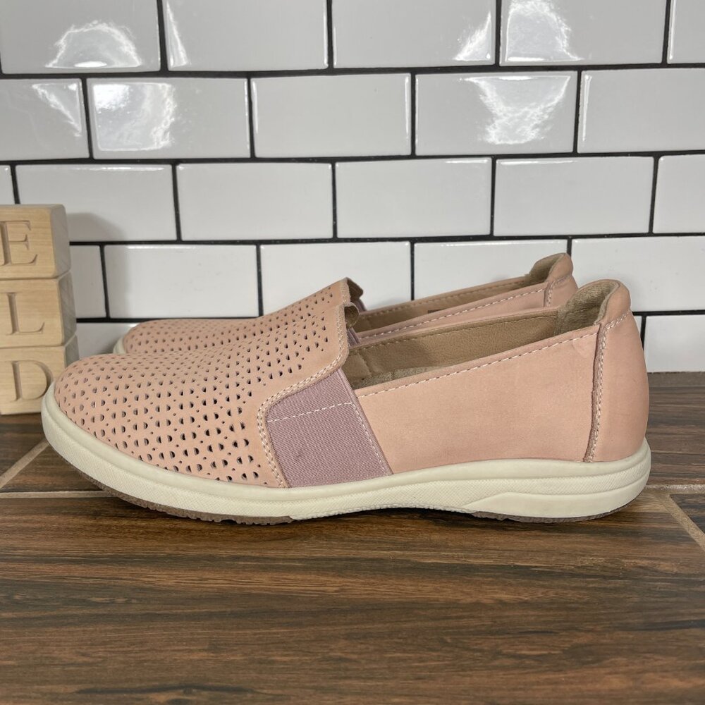 Earth Origins Elin Womens Size 8 Wide Shoes Dusty Pink Leather Casual Slip On